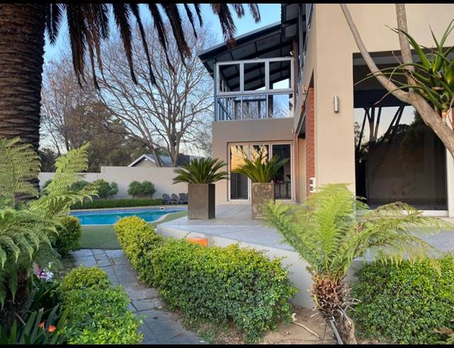 7 BEDROOM HOUSE FOR SALE IN CLUBVILLE